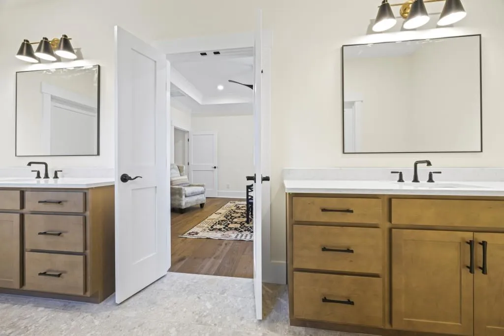 Toccoa, Georgia 30577, United States, 4 Bedrooms Bedrooms, ,4 BathroomsBathrooms,Residential,Active,31139