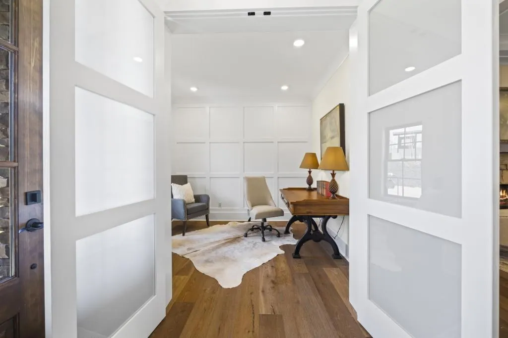 Toccoa, Georgia 30577, United States, 4 Bedrooms Bedrooms, ,4 BathroomsBathrooms,Residential,Active,31139