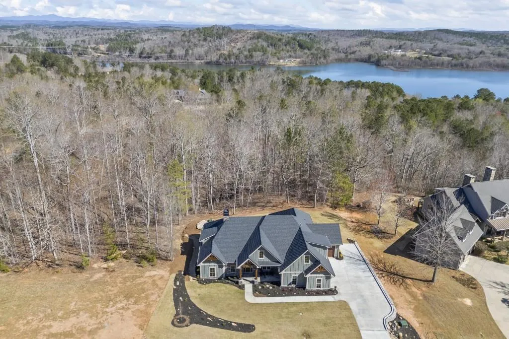 Toccoa, Georgia 30577, United States, 4 Bedrooms Bedrooms, ,4 BathroomsBathrooms,Residential,Active,31139