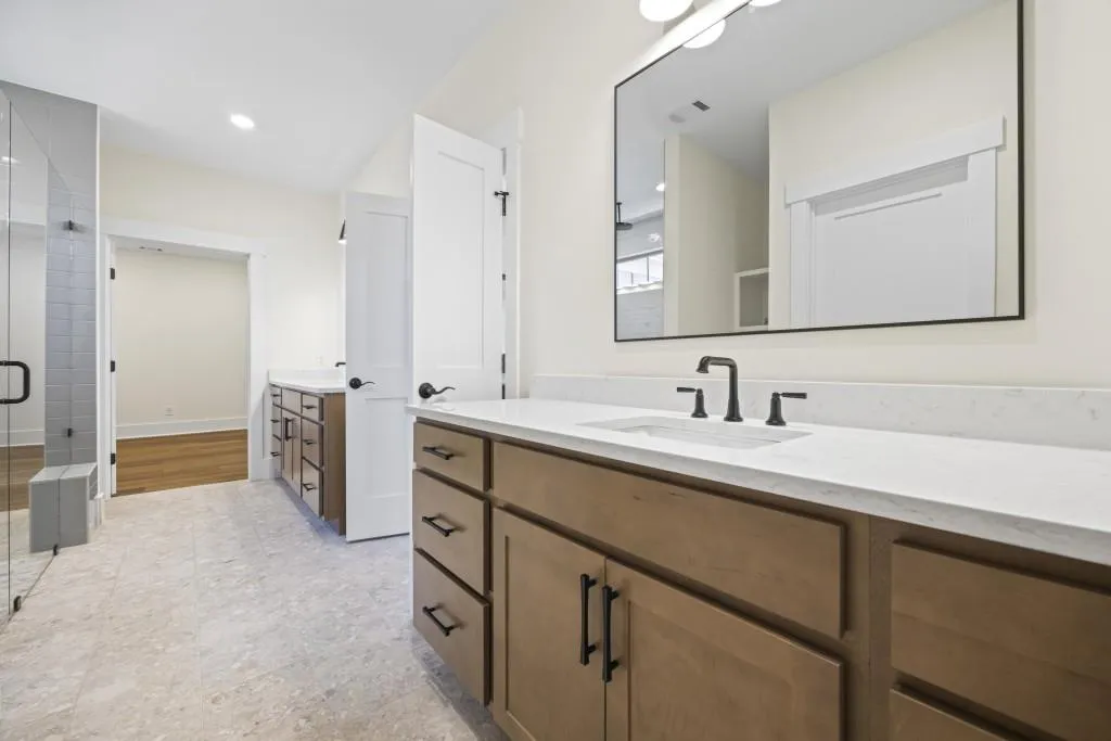 Toccoa, Georgia 30577, United States, 4 Bedrooms Bedrooms, ,4 BathroomsBathrooms,Residential,Active,31139