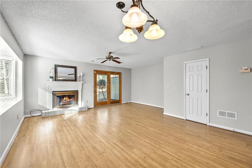 233 Quail Run, Roswell, Georgia image 14