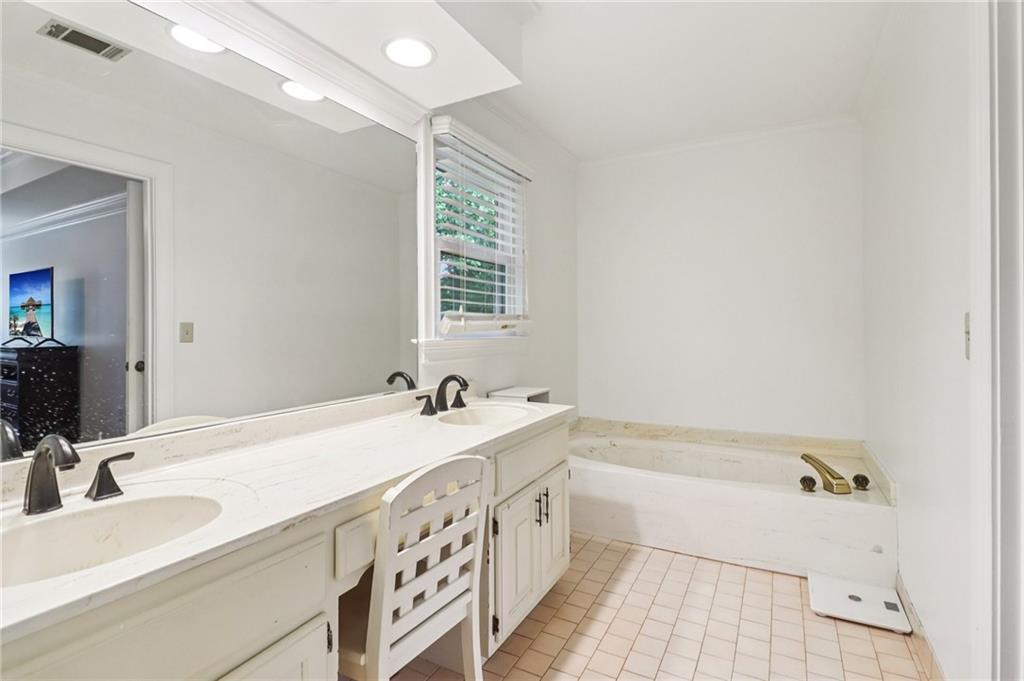 Mid Broadwell Trace - Residential