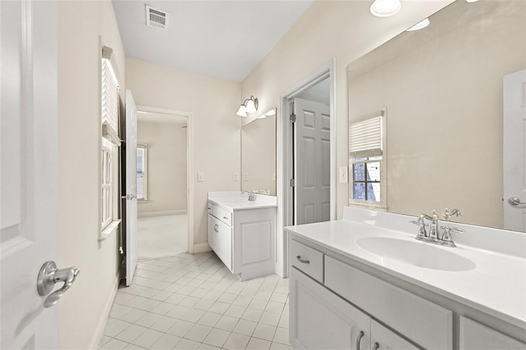 Parkside Manor - Residential