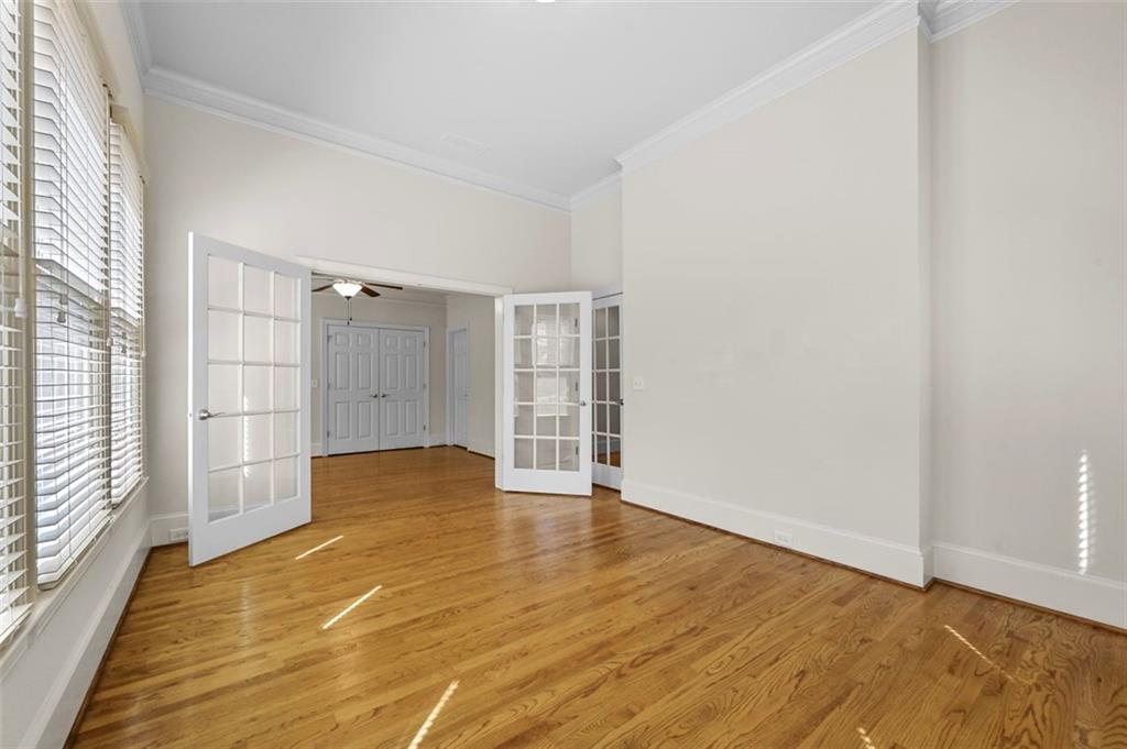 Parkside Manor - Residential