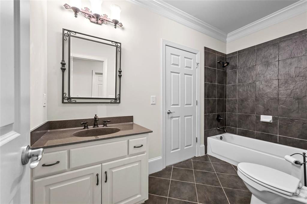 Parkside Manor - Residential