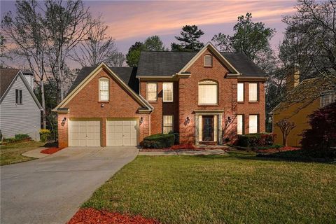 Homes For Sale - 528 Fortune Ridge Road<br/> Stone Mountain, GA 30087