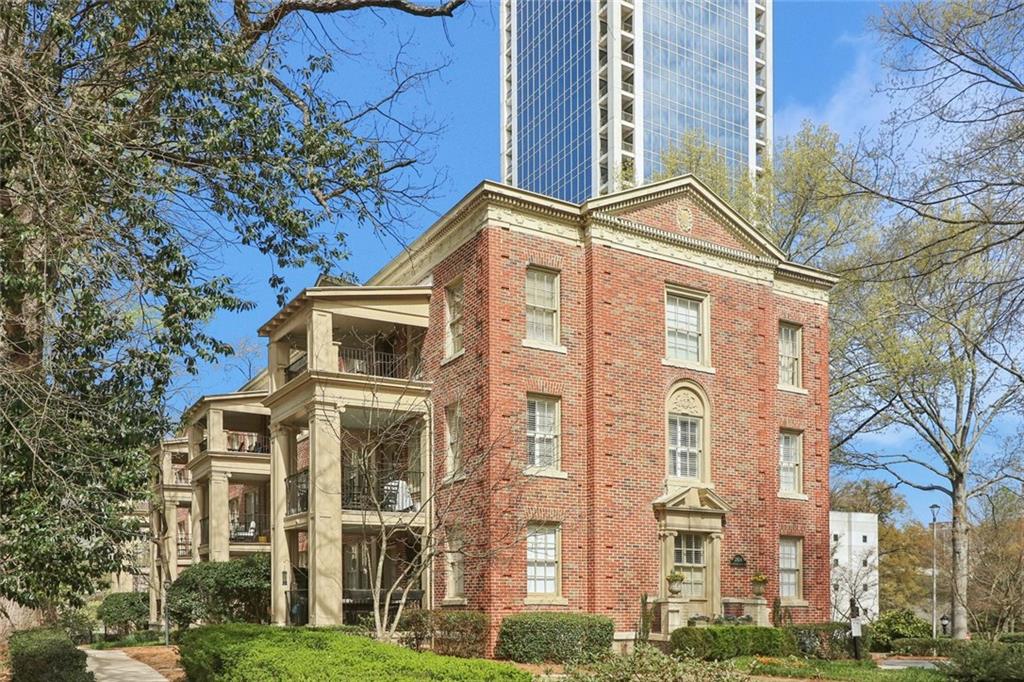 2814 Peachtree Road NW 10