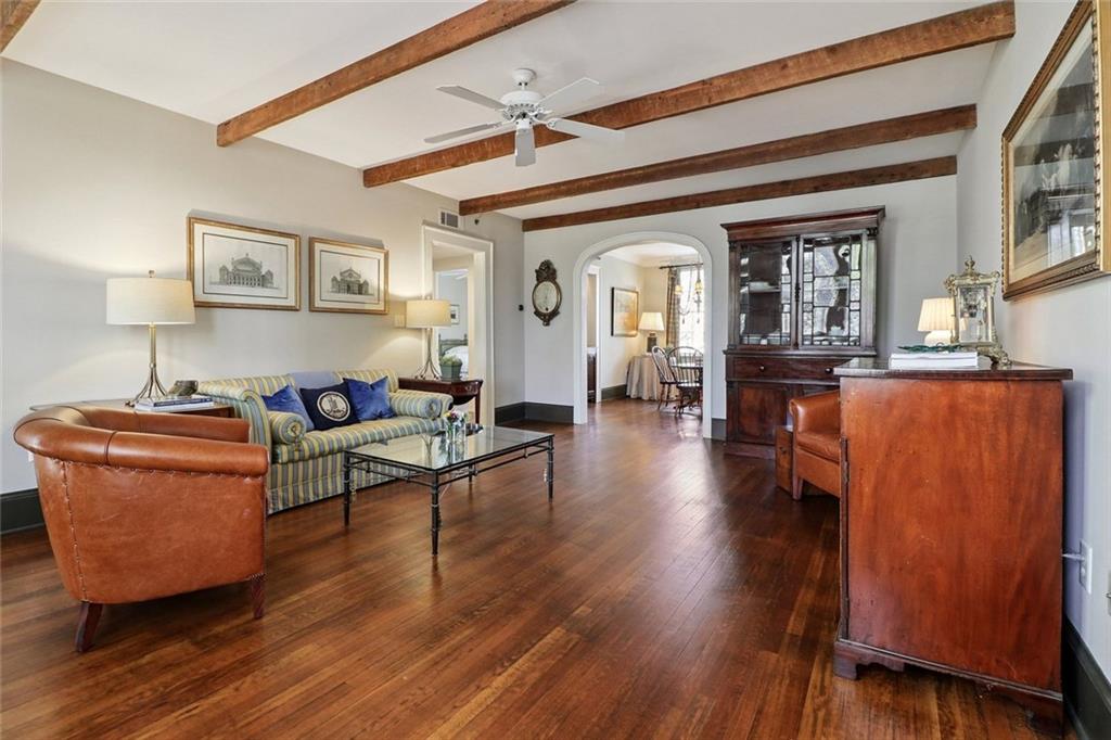 2814 Peachtree Road NW 10