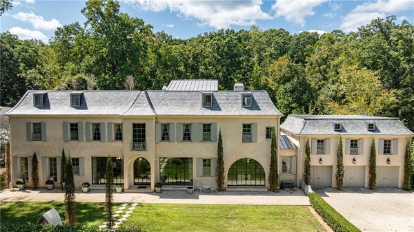 3570 KNOLLWOOD DR NW, ATLANTA, GA 30305 - Image b564d2f21e4ddf1e4d298779cb5ef81f/3810494785