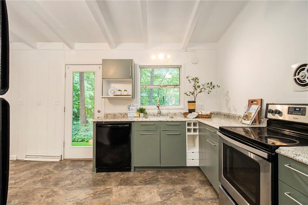 2700 Brook Park Way, Doraville, Georgia image 11
