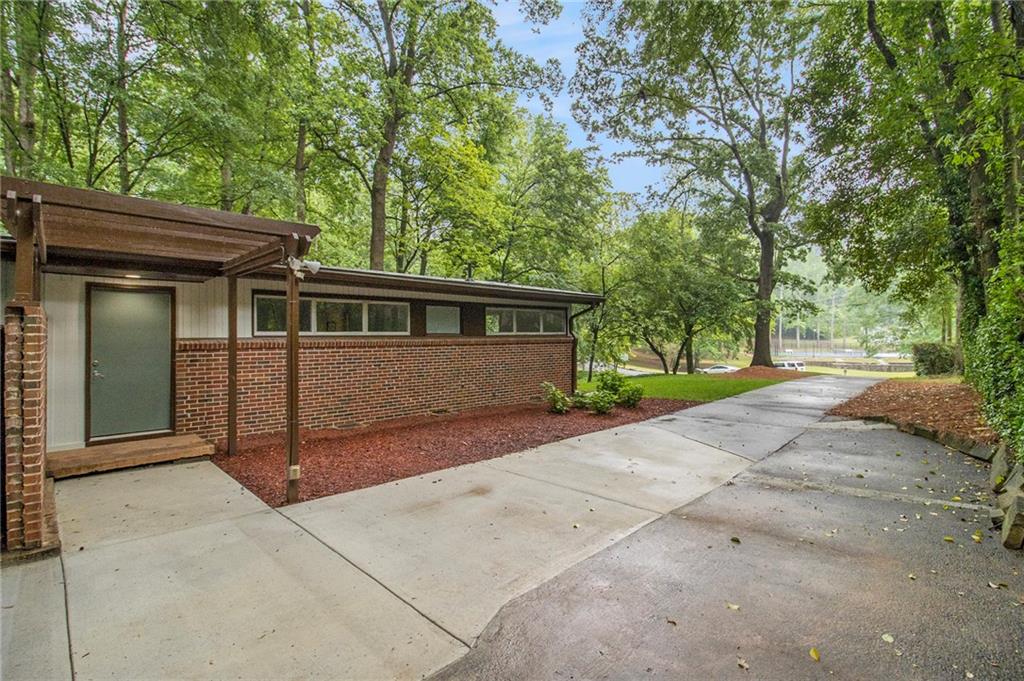 2700 Brook Park Way, Doraville, Georgia image 25