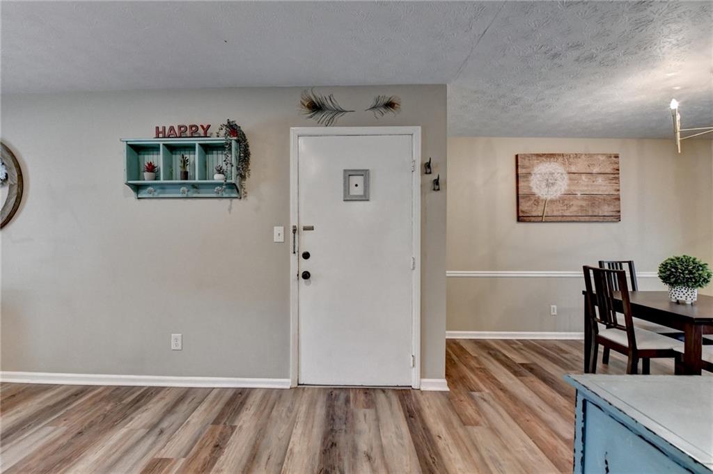 6700 Roswell Road 22B