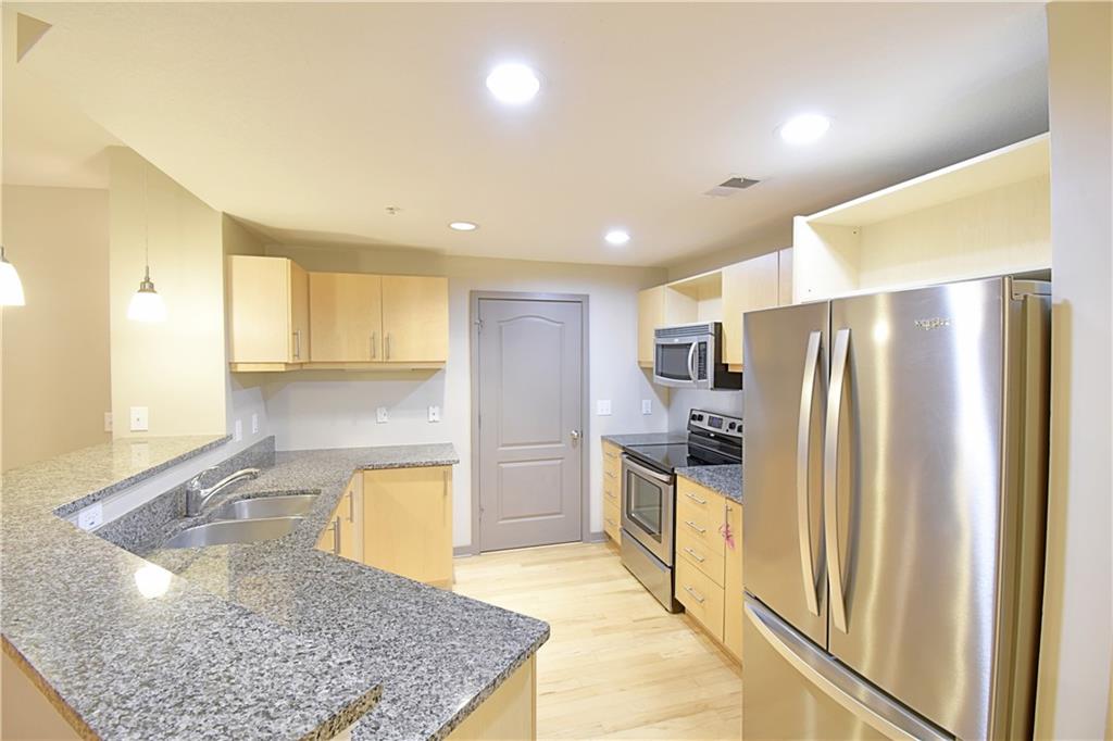 390 17th Street NW 2024