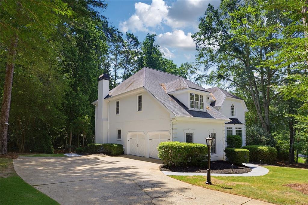 Photo of 535 Flying Scot Way, Alpharetta, GA 30005 (MLS # 7840302)