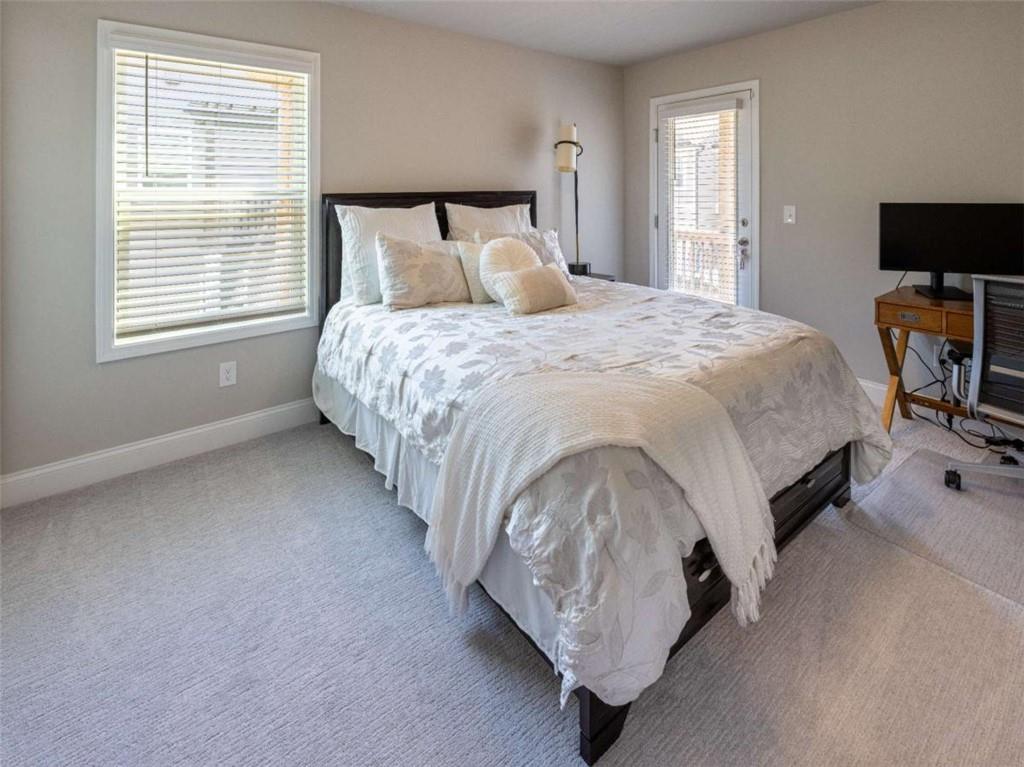 Addison Point - Residential