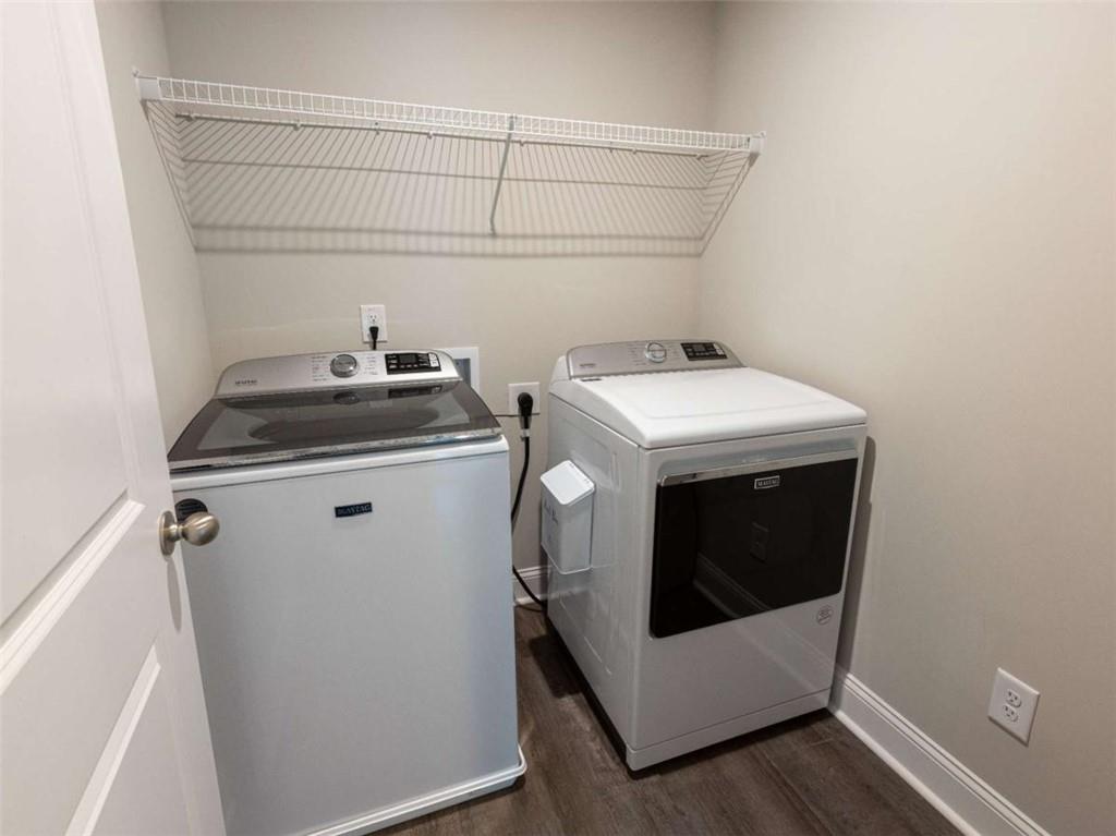 Addison Point - Residential