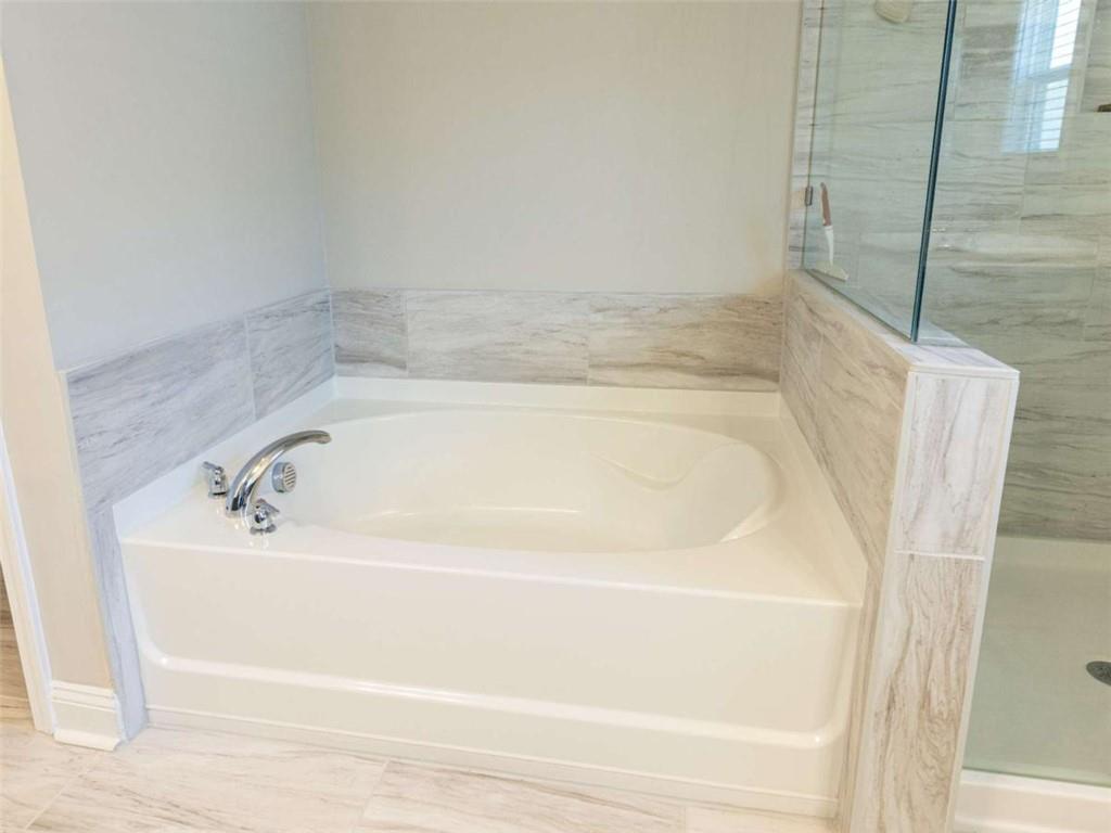 Addison Point - Residential