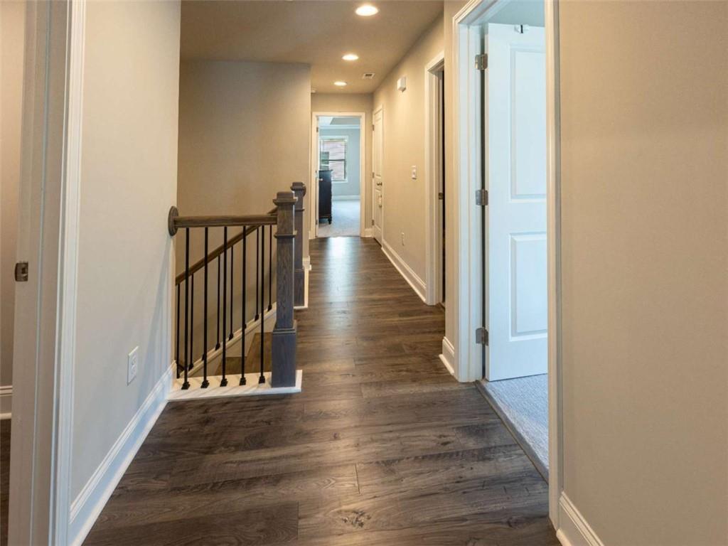 Addison Point - Residential