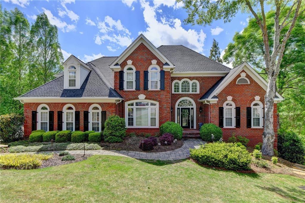 320 Chason Wood Way, Roswell, Georgia image 1