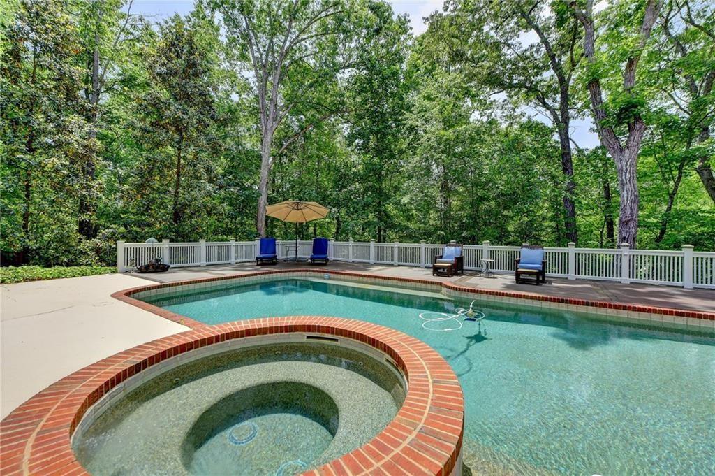 320 Chason Wood Way, Roswell, Georgia image 18