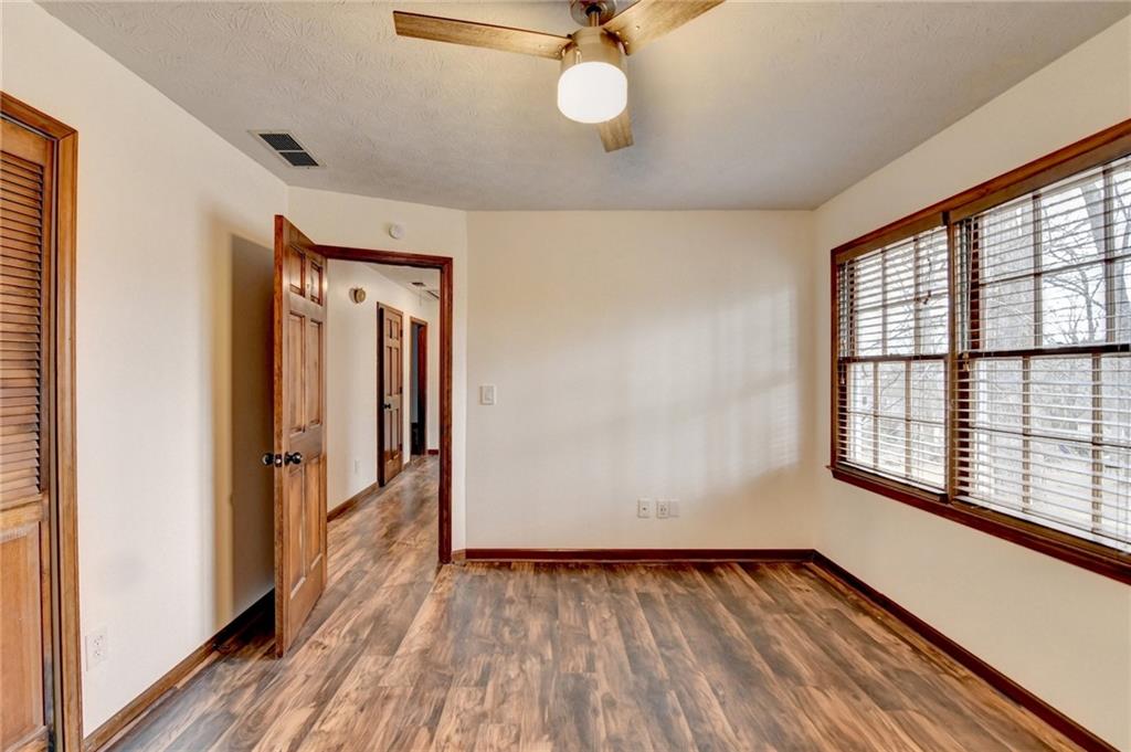 3898 Buckland Drive, Lilburn, Georgia image 42