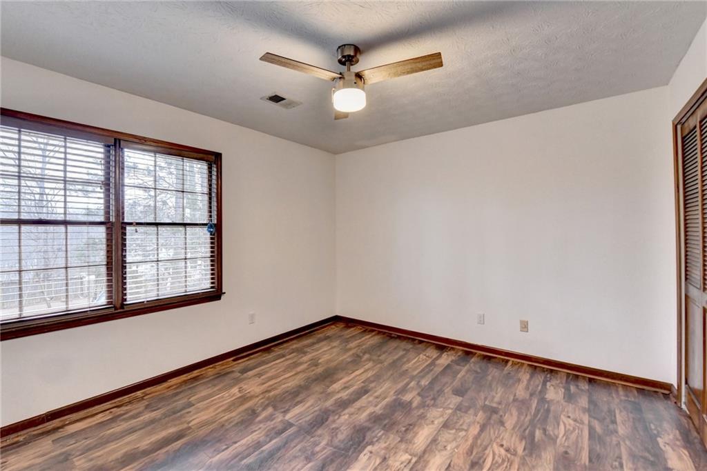 3898 Buckland Drive, Lilburn, Georgia image 40