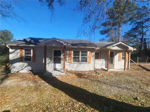Homes For Sale - 2096 Boar Tusk Road<br/> Conyers, GA 30012