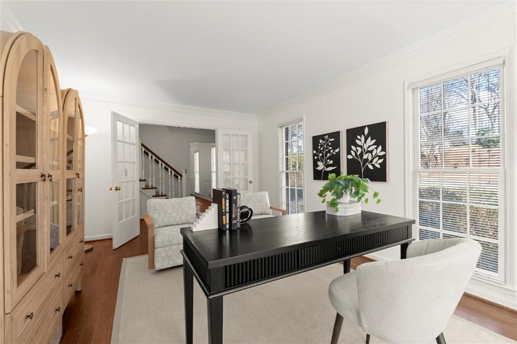 1098 Princeton Walk NE