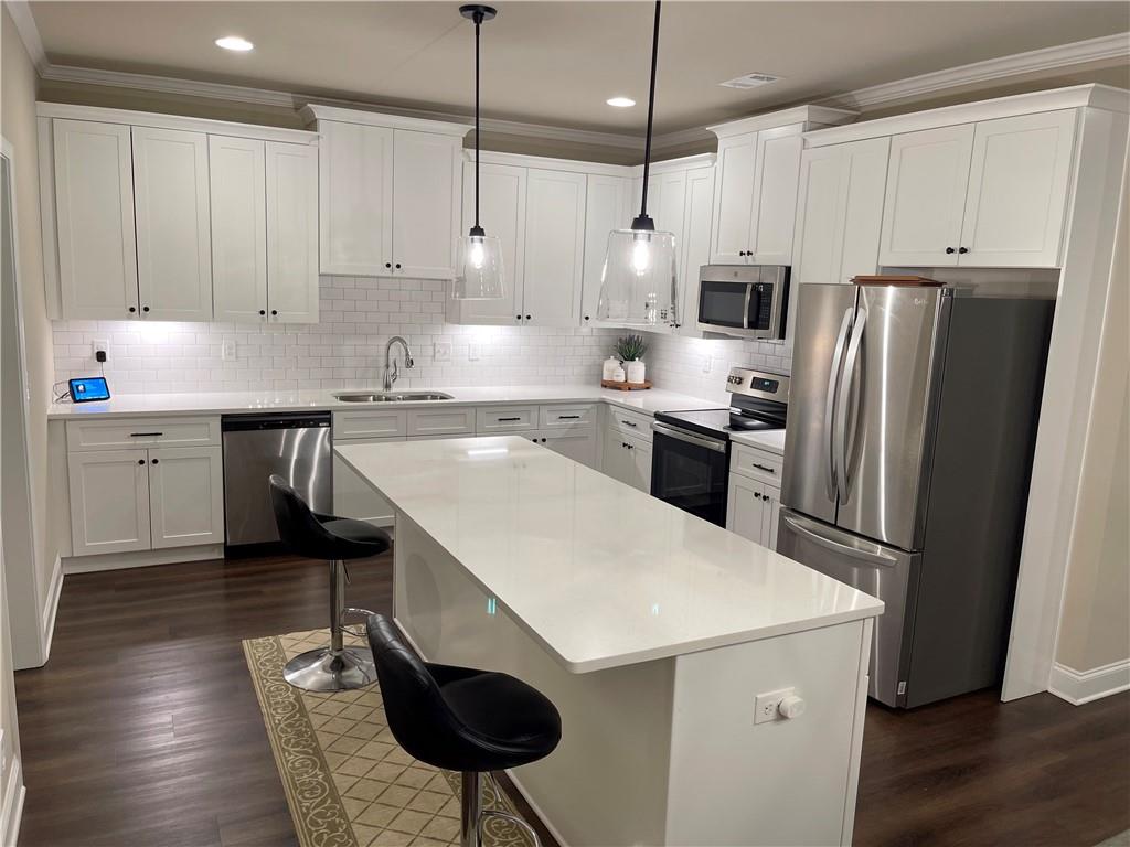 5228 Noble Village Way