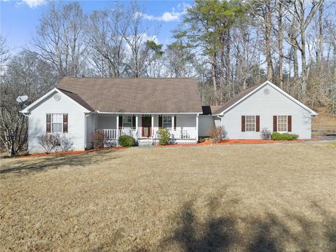 Homes For Sale - 105 Pinewood Place<br/> Dahlonega, GA 30533