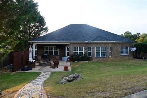 A home in Calhoun