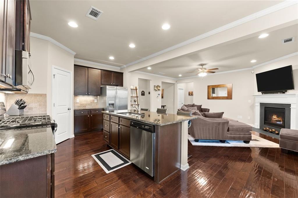 4471 Clubside Drive, Gainesville, Georgia image 10
