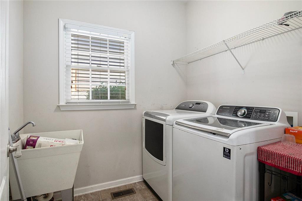 MORNINGBROOKE - Residential