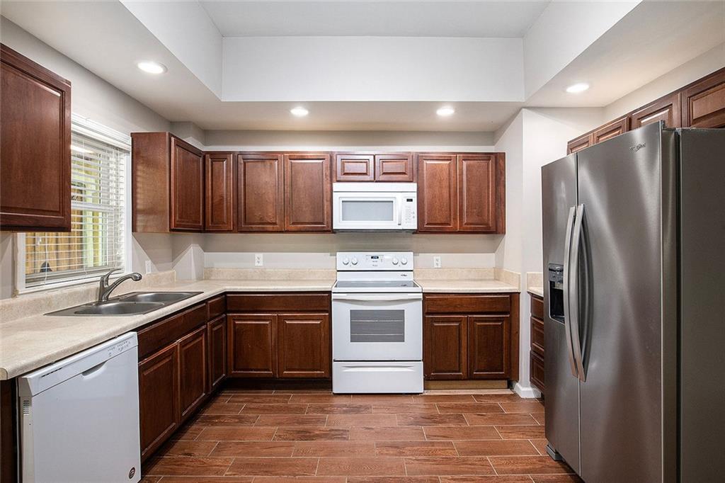 MORNINGBROOKE - Residential