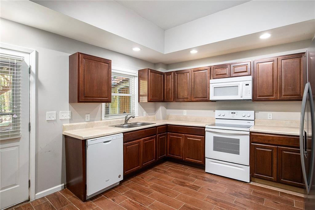 MORNINGBROOKE - Residential