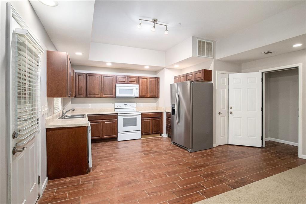 MORNINGBROOKE - Residential