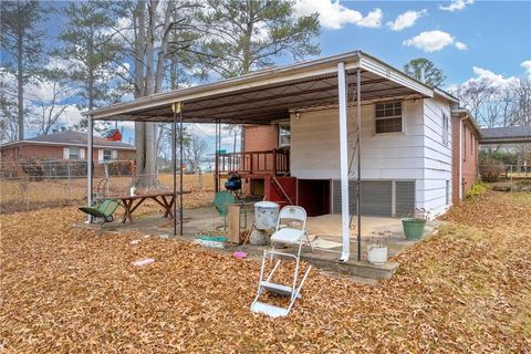 A home in Ellenwood