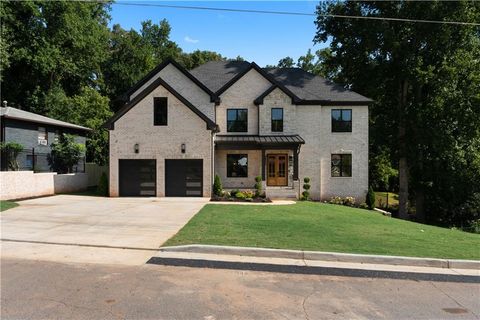 Homes For Sale - 570 Power Avenue<br/> Buford, GA 30518