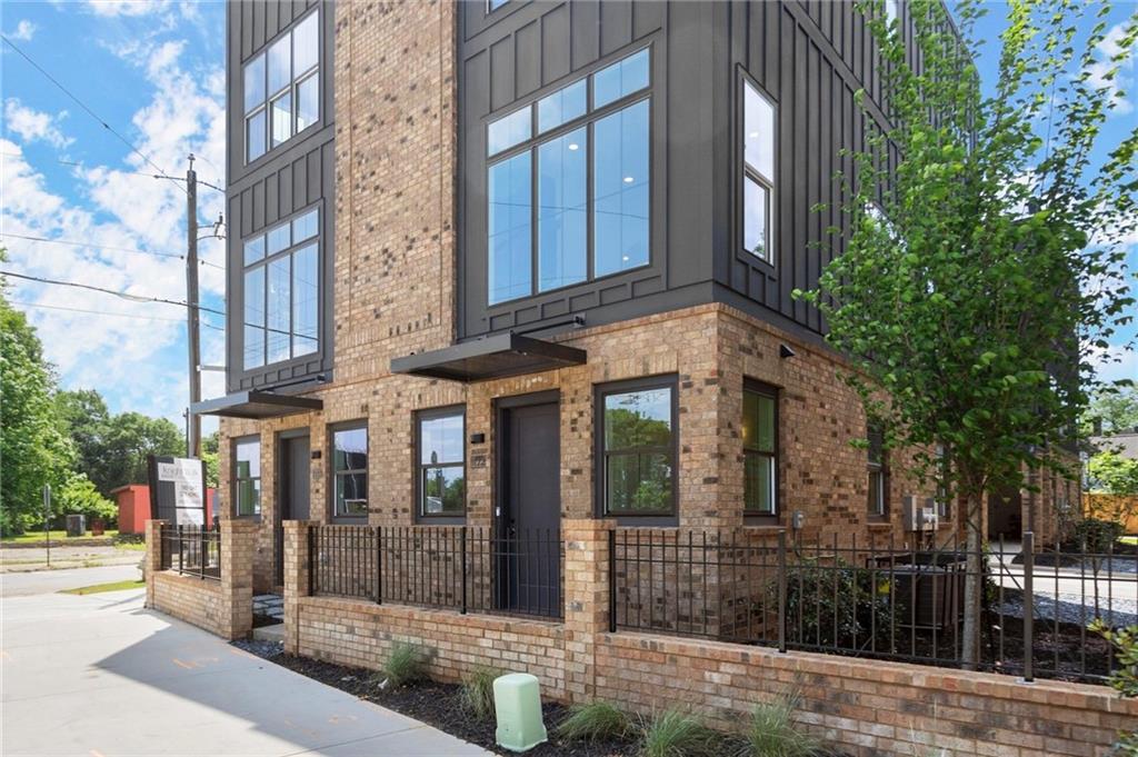 1122 W Marietta Street, Atlanta, Georgia image 6