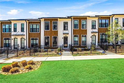 Townhouse For Sale - 407 Olmstead Way<br/> Alpharetta, GA 30022