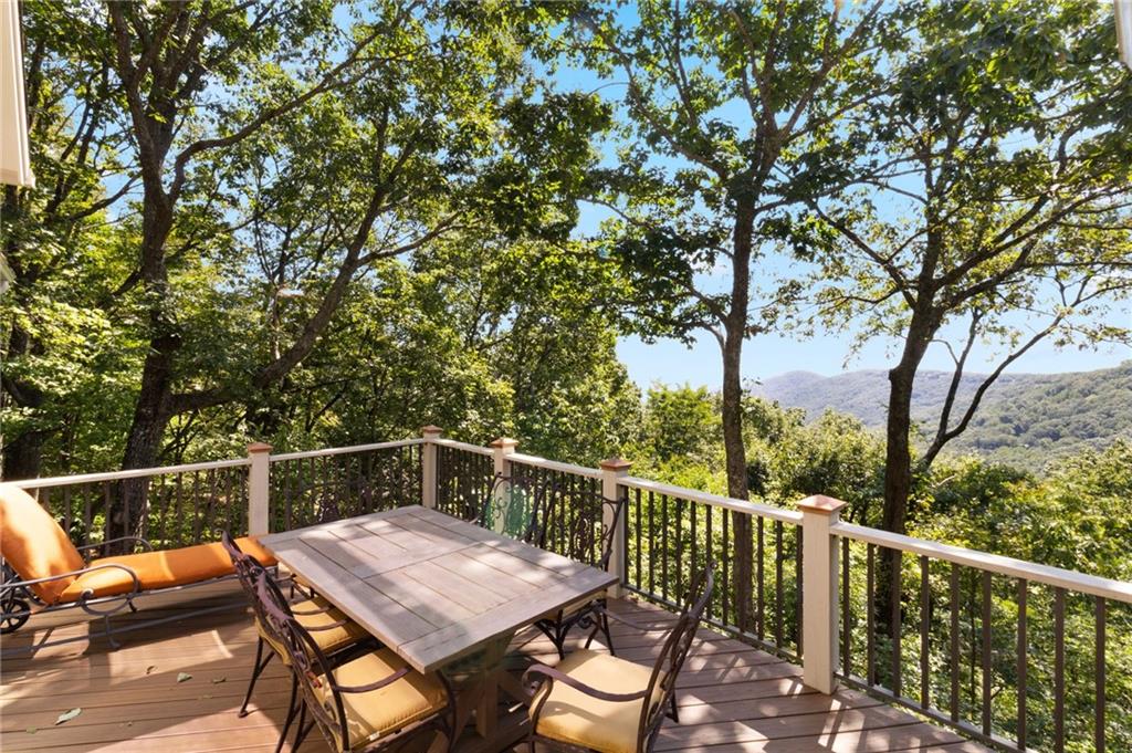 465 Huckleberry Trail