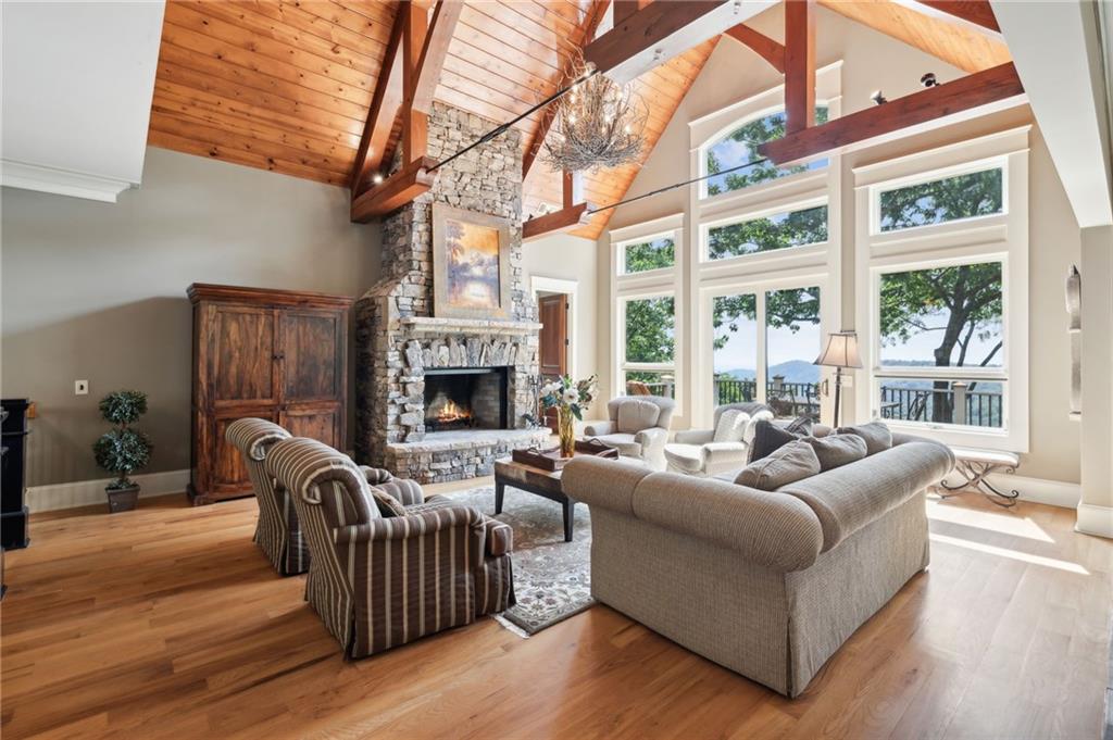 465 Huckleberry Trail