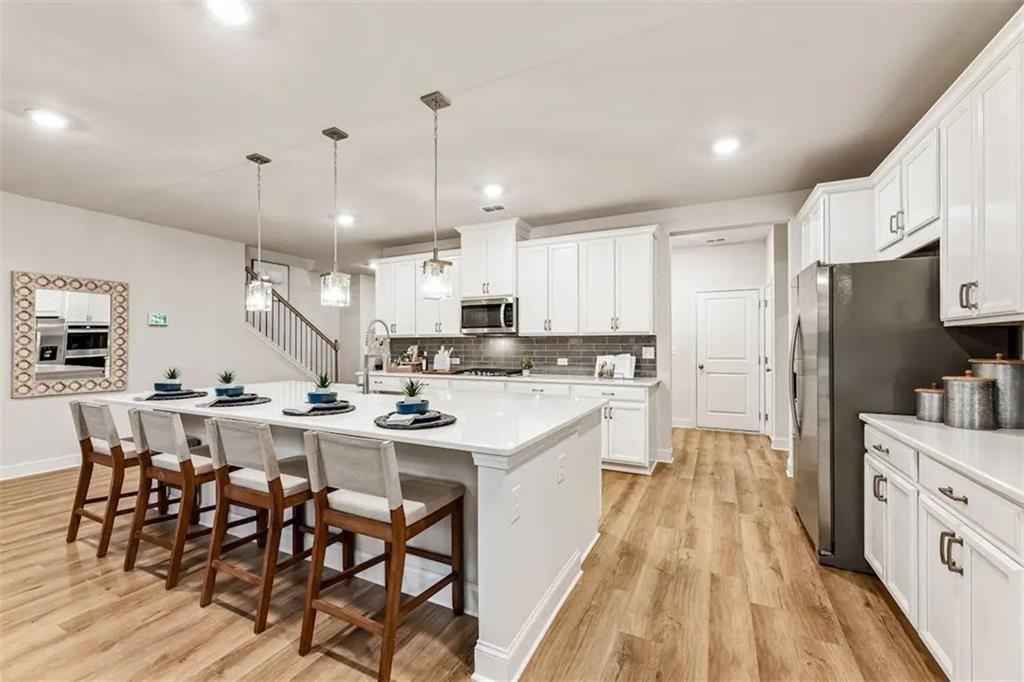 328 Bailiwick Lane