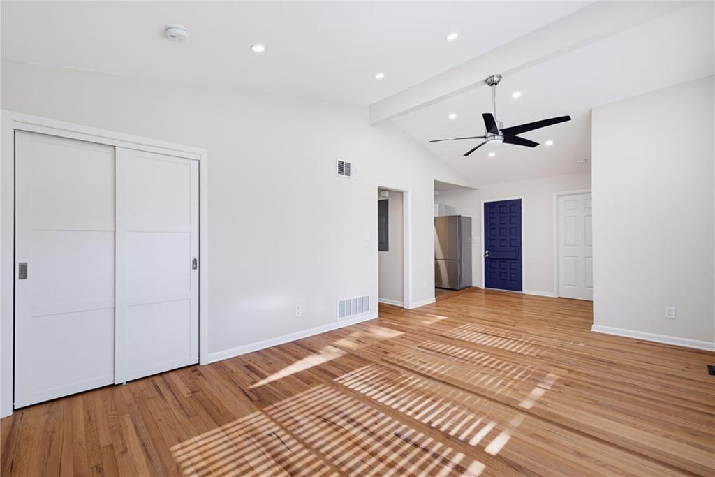 2988 Vine Circle