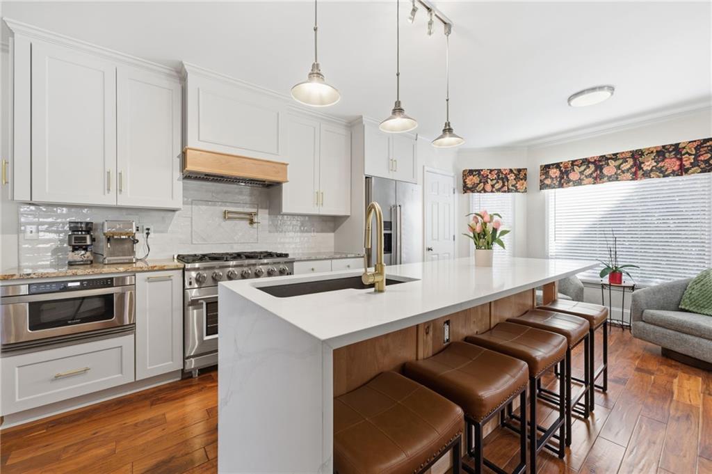 737 Pinder Point Court