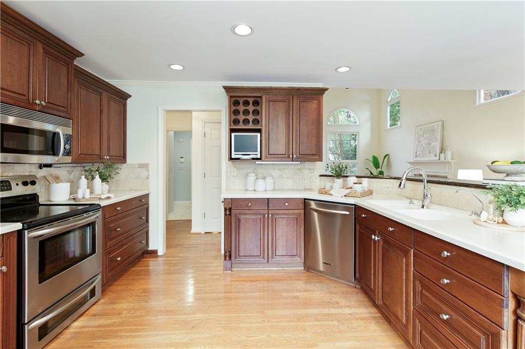 3711 Spinnaker Circle, Alpharetta, Georgia image 15