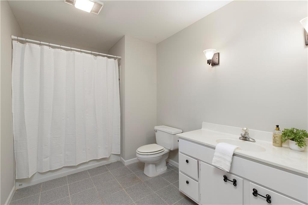 3711 Spinnaker Circle, Alpharetta, Georgia image 40