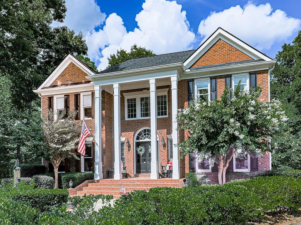303 Clubview Terrace