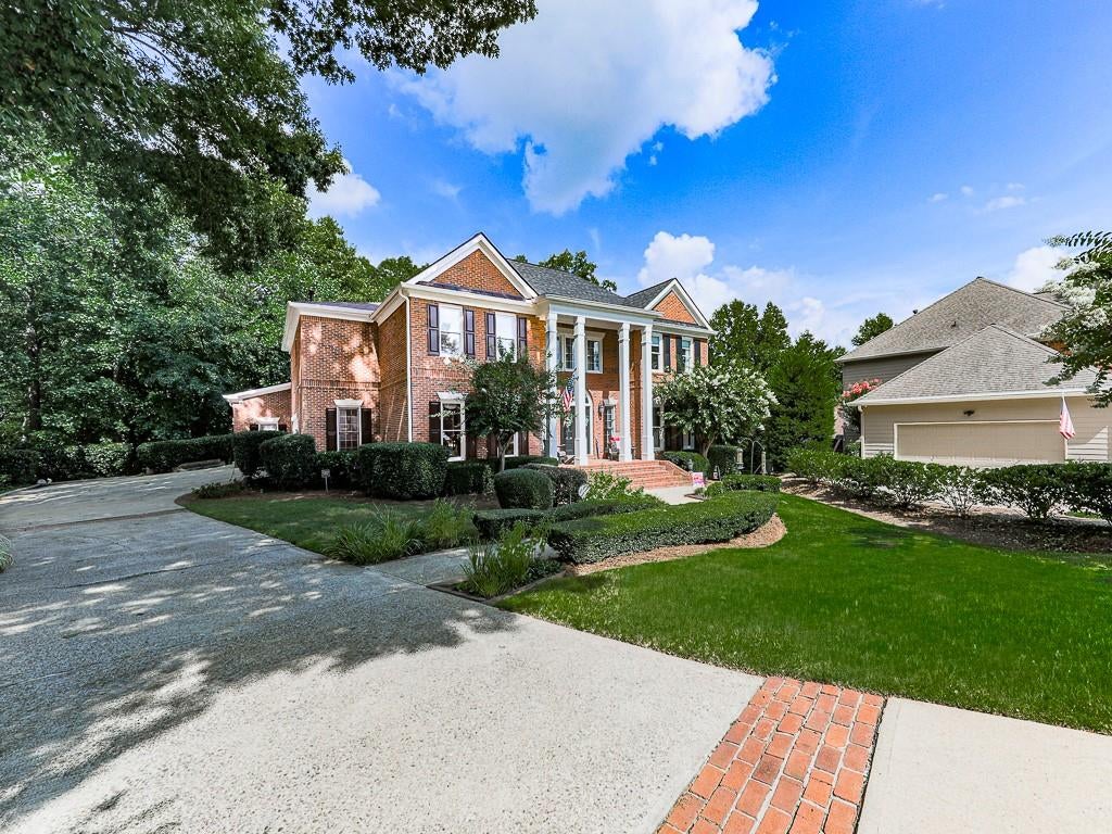 303 Clubview Terrace