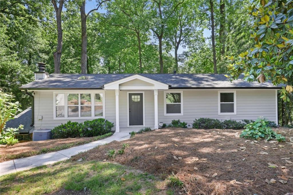 110 Bonnie Lane NE